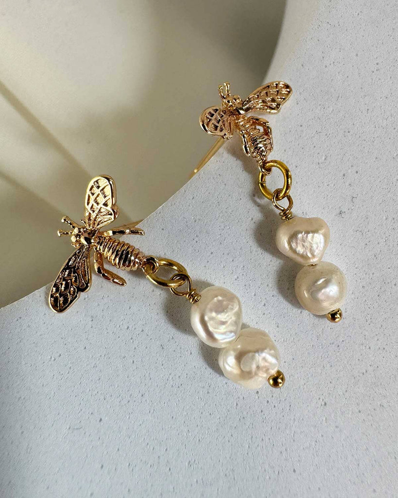 "Bee" A Pearl Earring Earrings ISLYNYC 