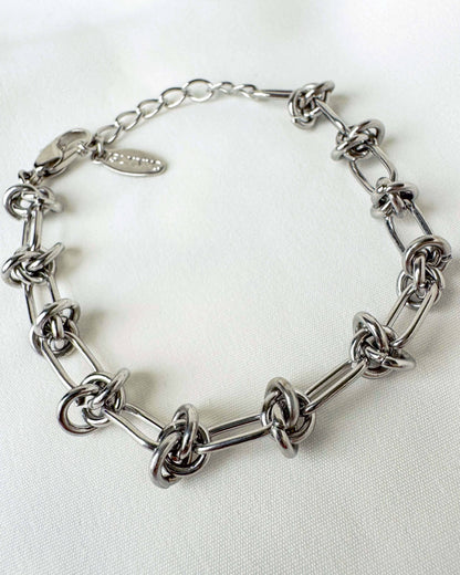 Knot Chain Bracelet - Silver Bracelets ISLY NYC - FOCUS 