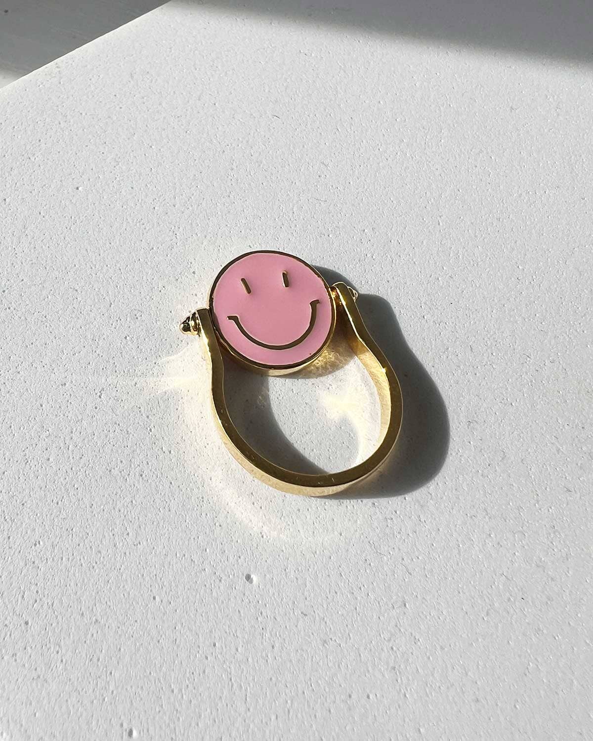 Mood Ring - Pink ISLYNYC