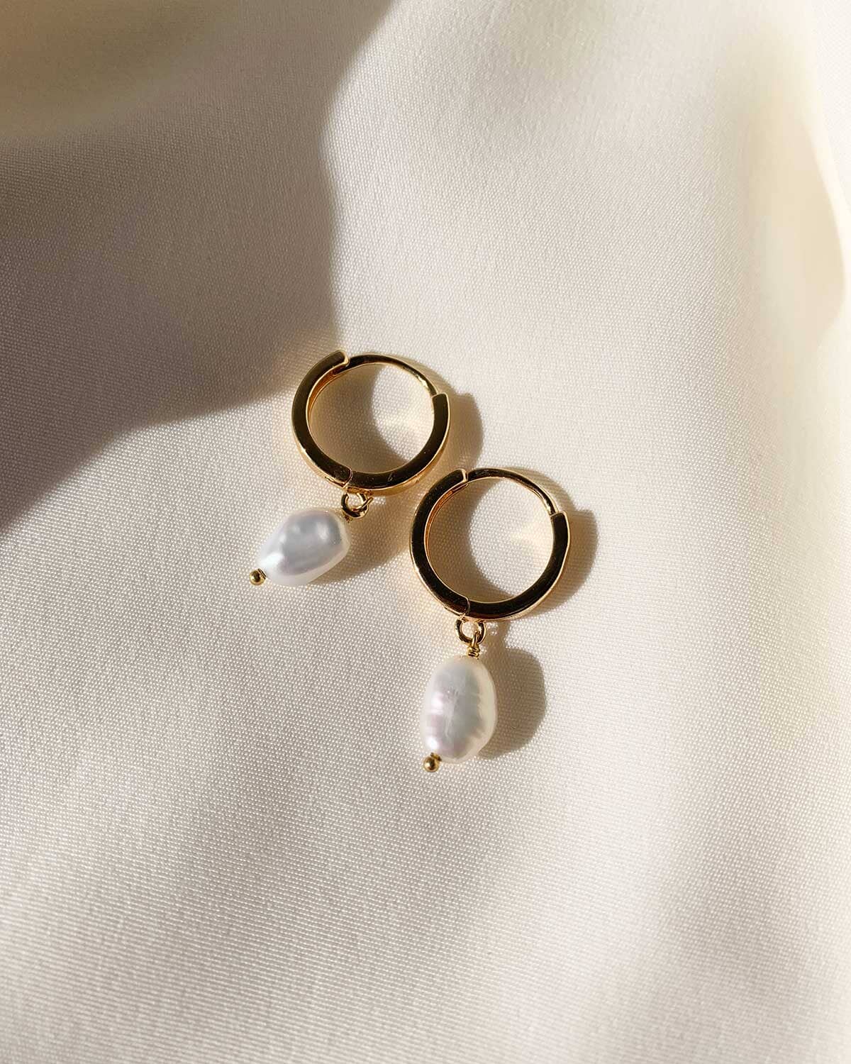 Single Pearl Hoops ISLY NYC