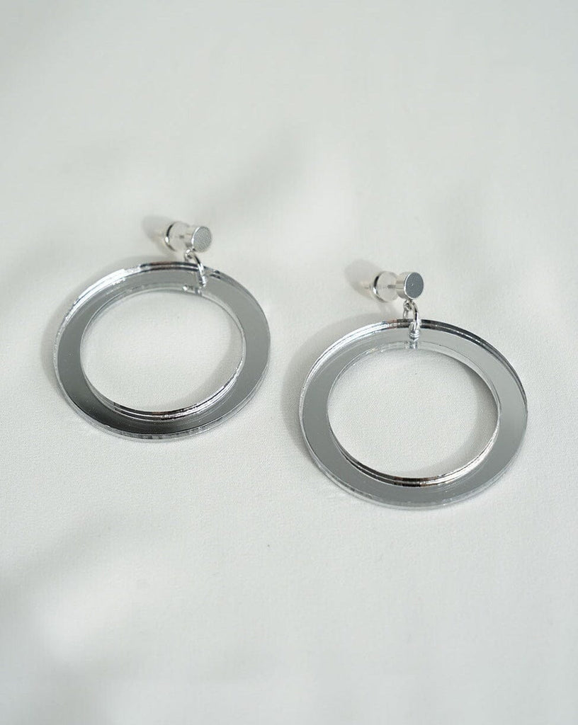 Medium Hoop Earrings - Silver Earrings ISLYNYC 
