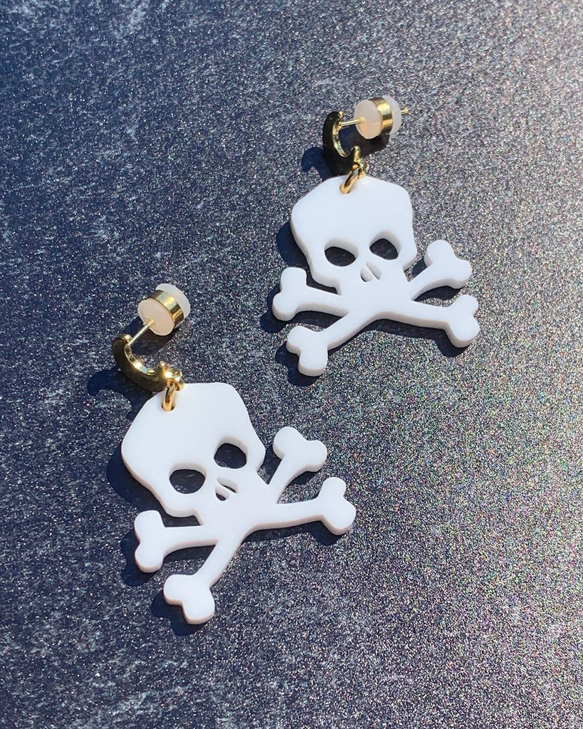 Skull and Cross Bones Charm Earrings - Opaque White - Halloween 2021 EARRINGS ISLYNYC 