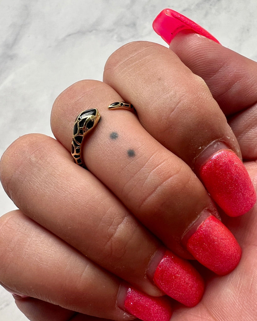 Snake Ring - Black ISLY NYC 