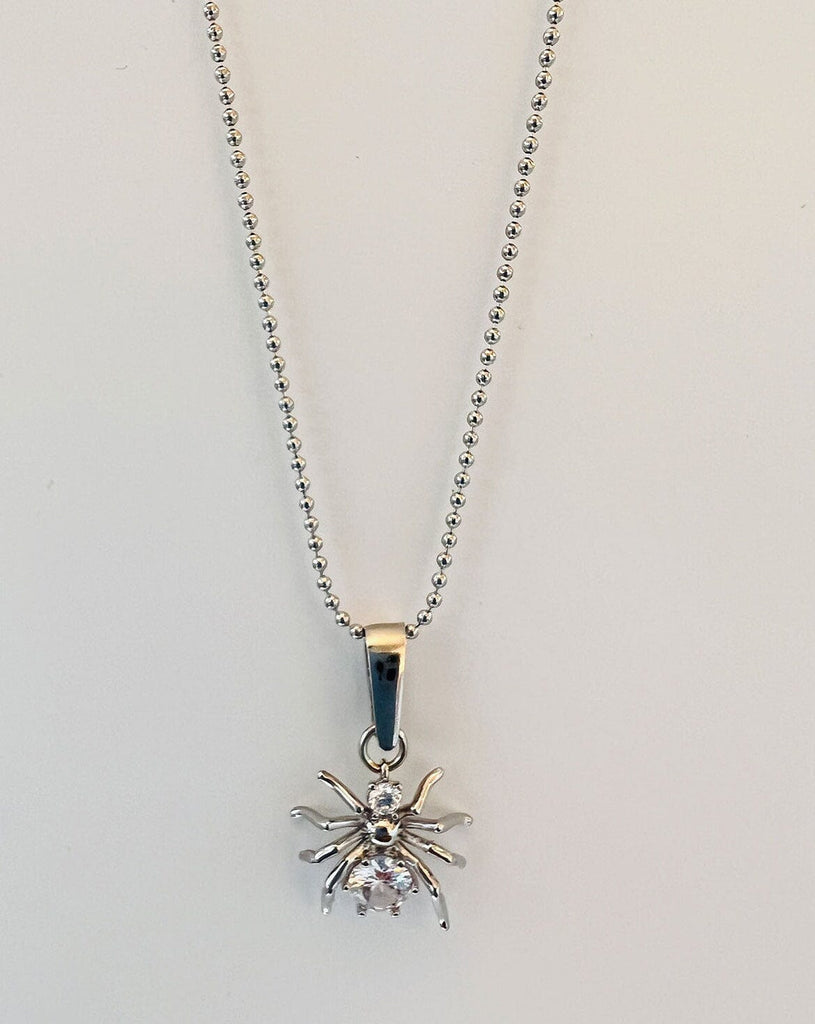 Spider Pendant Necklace - Silver Necklaces ISLYNYC 