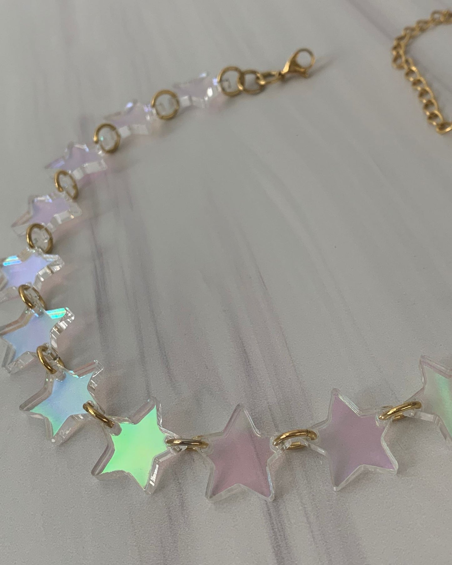 Star Charm Choker/Necklace - Iridescent Necklaces ISLYNYC